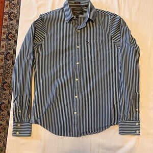 Abercrombie & Fitch Men's Muscle Navy Striped Button Down Shirt